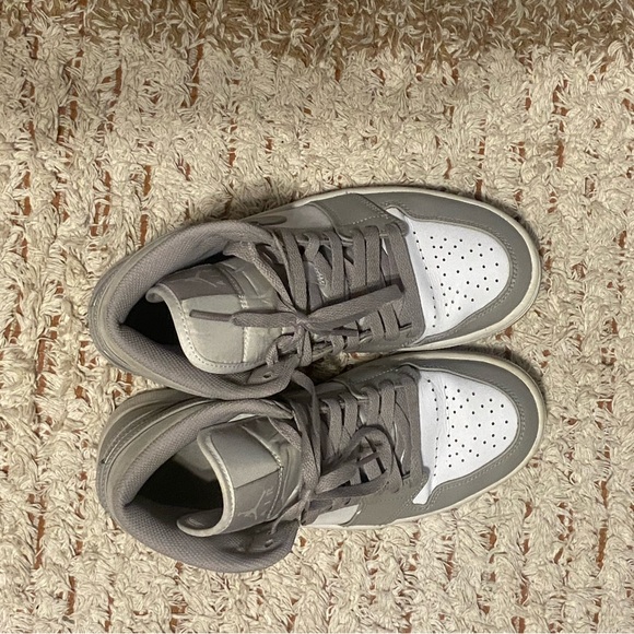 Air Jordan 1 Mid 'Linen' - size US M 7.5 / W 9 - Picture 10 of 12